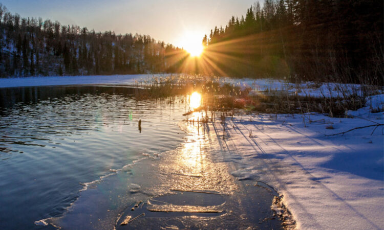 Lake thawing in the spring