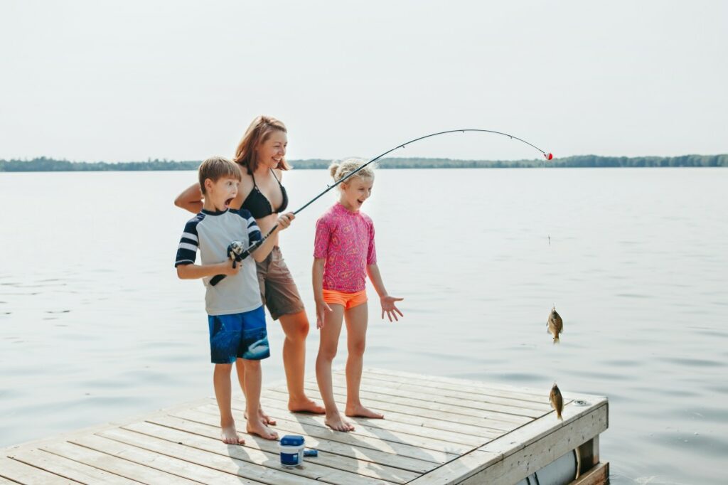 5 Ways to Make Your Kids Fall in Love With Boating - BOATsmart! Blog